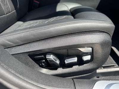 2019 BMW 750i 750i