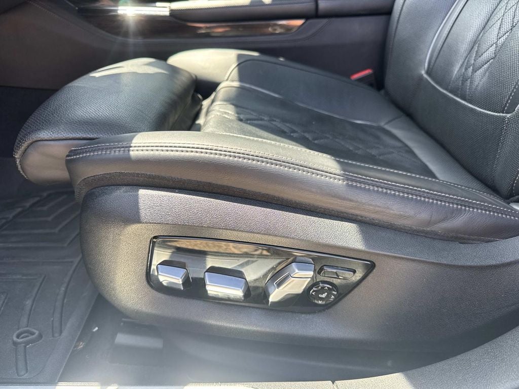 2019 BMW 750i 750i