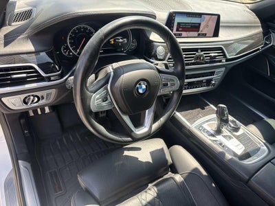 2019 BMW 750i 750i