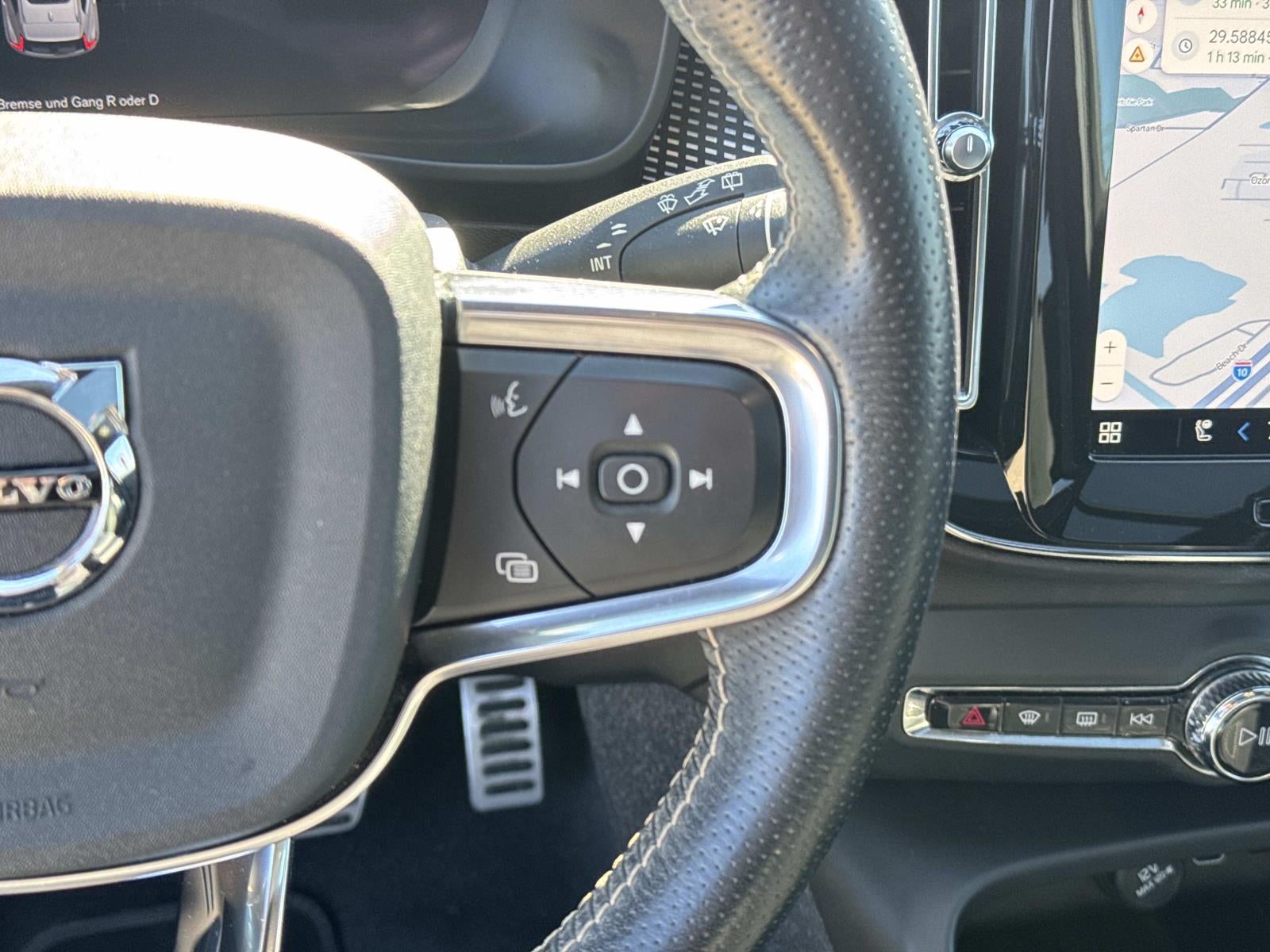 2021 Volvo XC40 Recharge Pure Electric P8