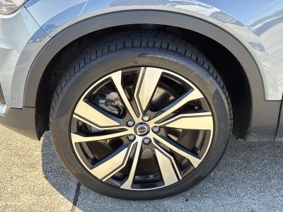 2021 Volvo XC40 Recharge Pure Electric P8