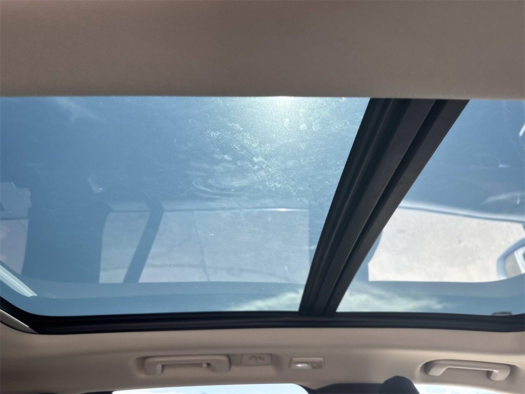 2025 Volvo XC90 B5 Plus