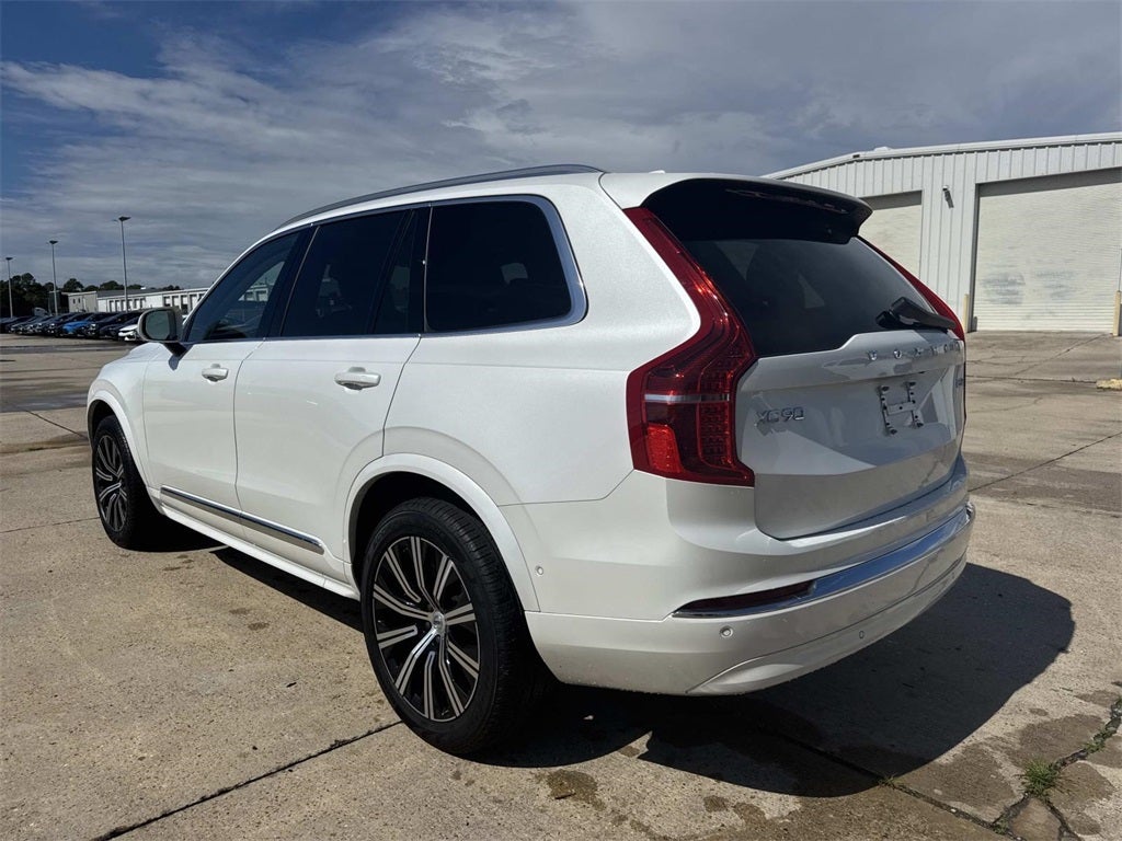 2025 Volvo XC90 B5 Plus