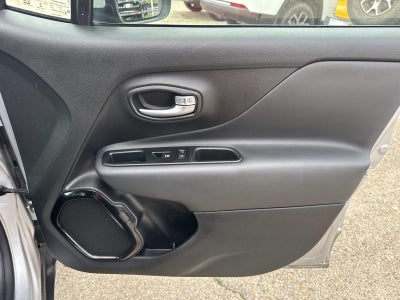 2019 Jeep Renegade Altitude FWD