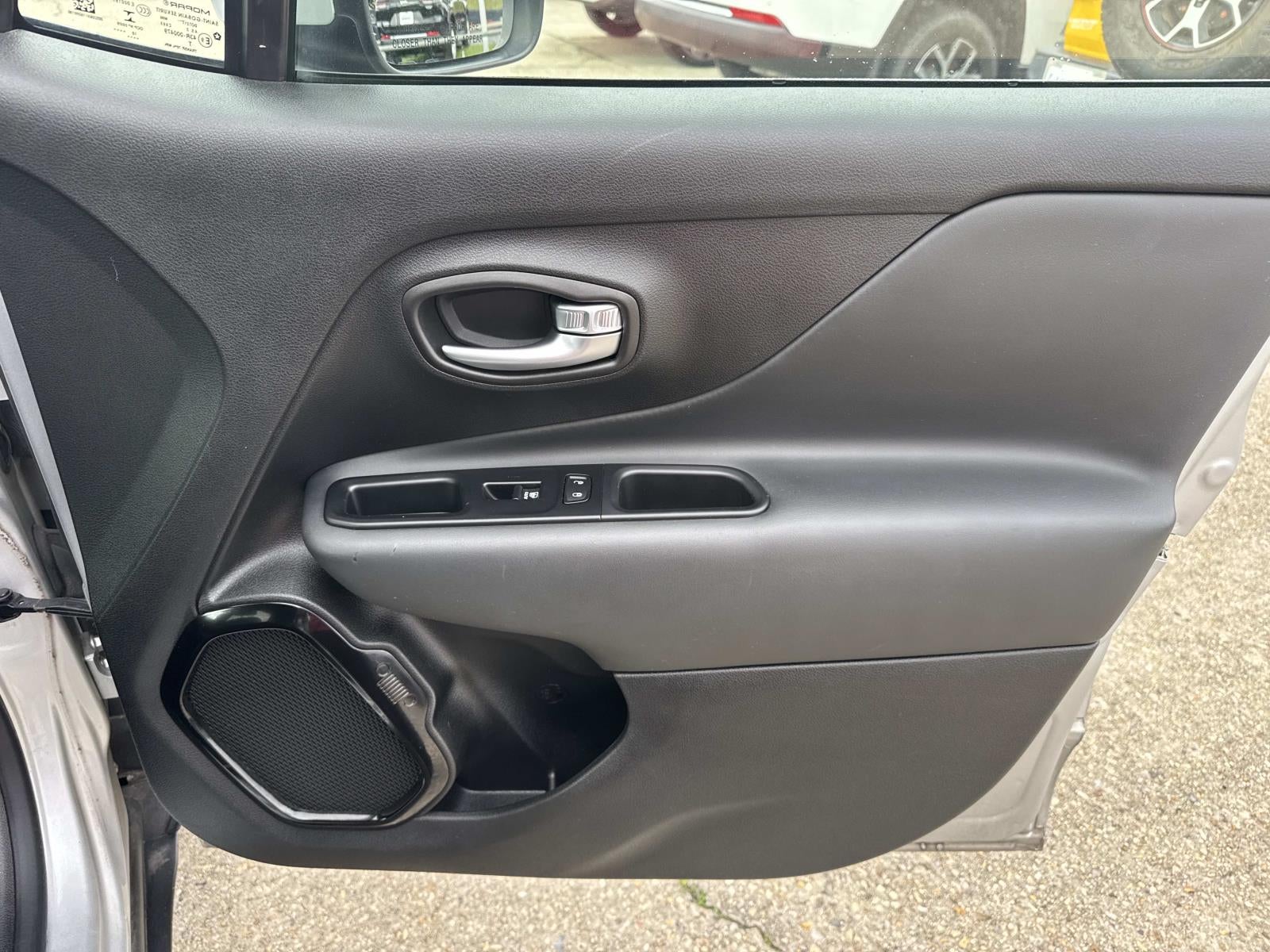 2019 Jeep Renegade Altitude FWD