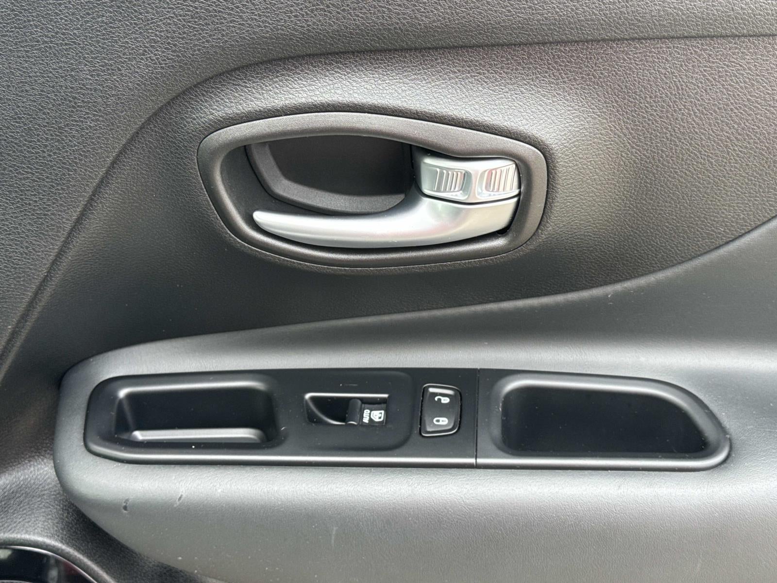 2019 Jeep Renegade Altitude FWD