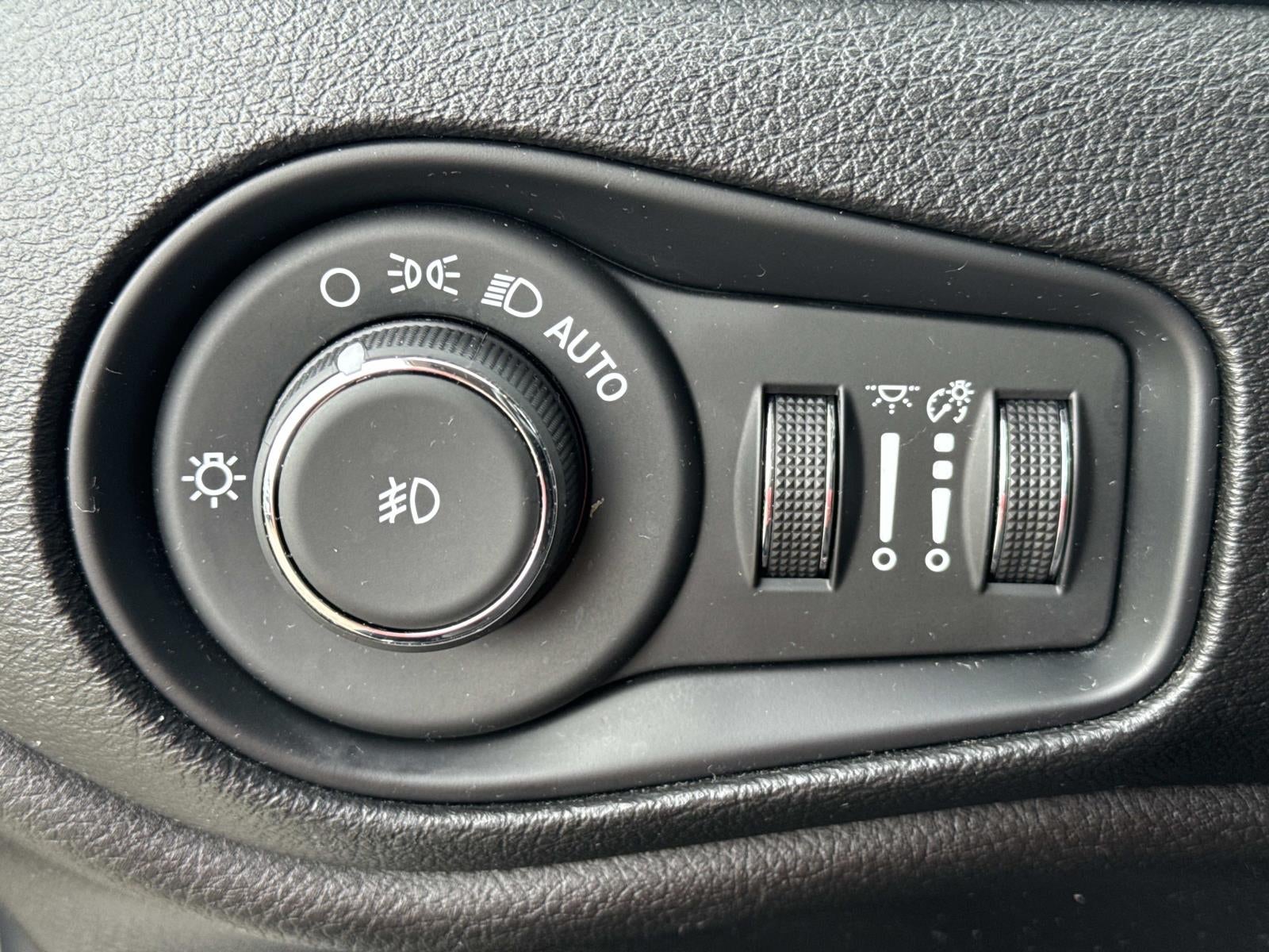 2019 Jeep Renegade Altitude FWD