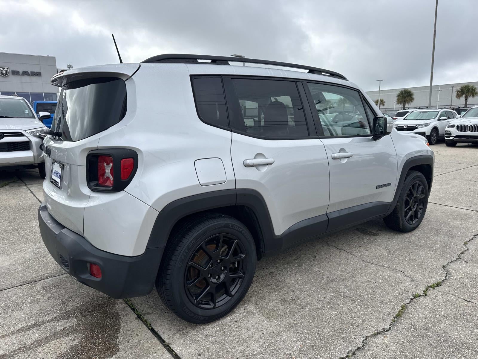 2019 Jeep Renegade Altitude FWD