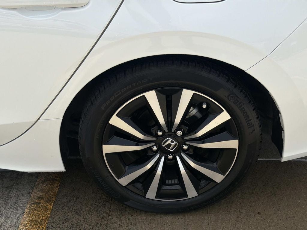 2024 Honda Civic Hatchback EX-L