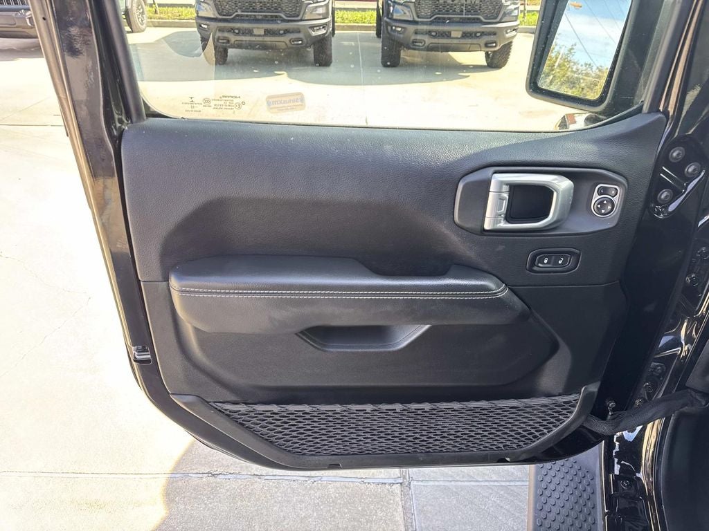 2022 Jeep Wrangler 4xe Unlimited Sahara 4x4