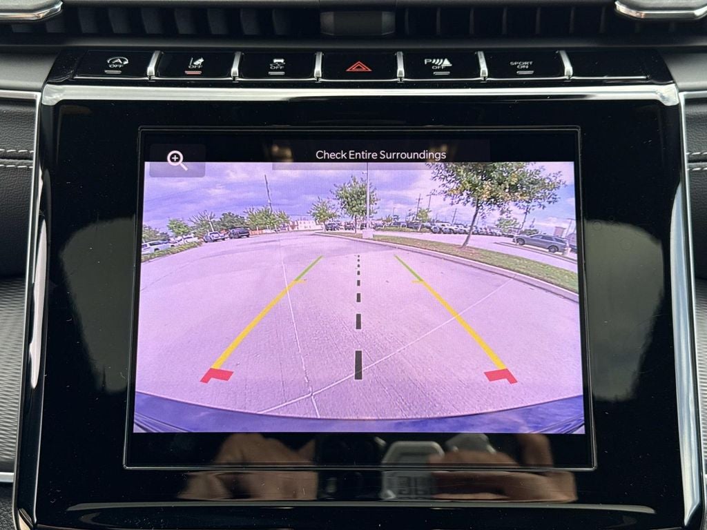 2025 Jeep Grand Cherokee GRAND CHEROKEE LAREDO X 4X2