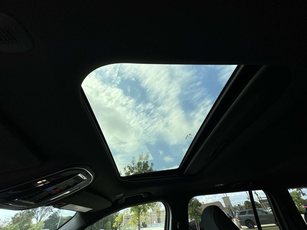 2025 Jeep Grand Cherokee GRAND CHEROKEE LAREDO X 4X2