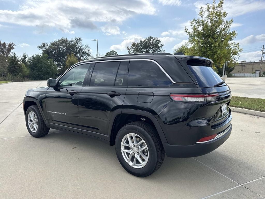 2025 Jeep Grand Cherokee GRAND CHEROKEE LAREDO X 4X2