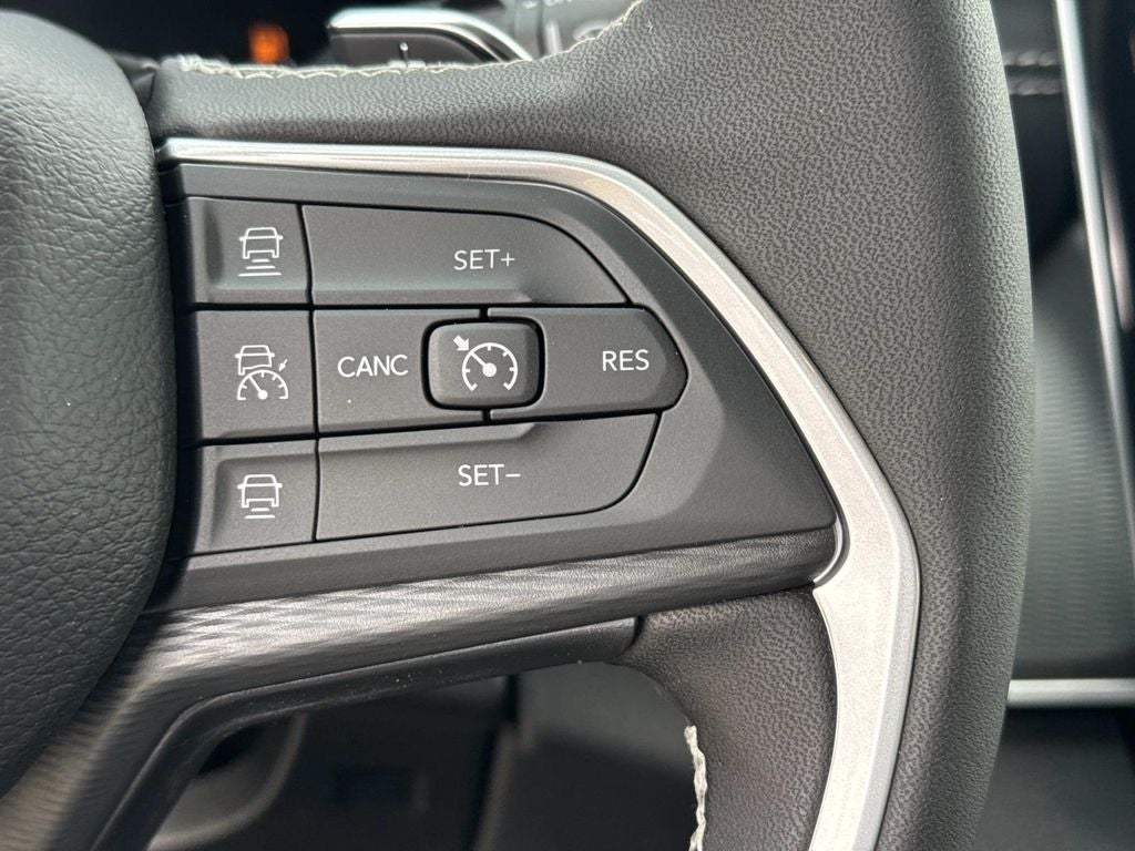 2026 Jeep Grand Cherokee GRAND CHEROKEE LAREDO X 4X2