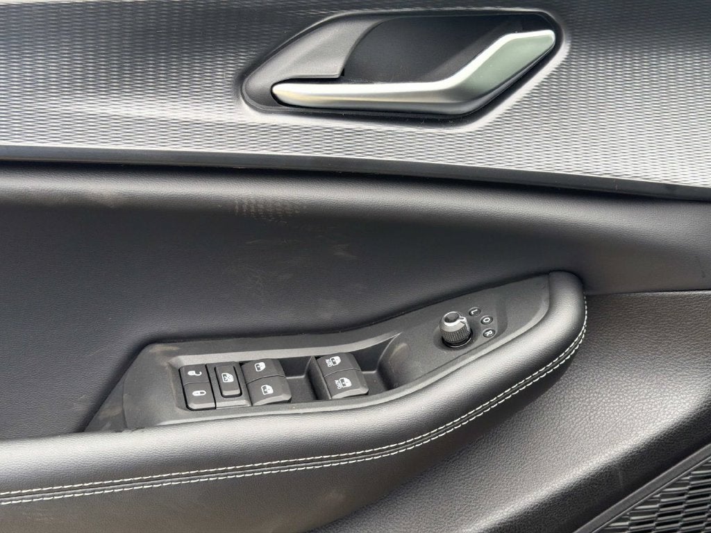 2027 Jeep Grand Cherokee Laredo