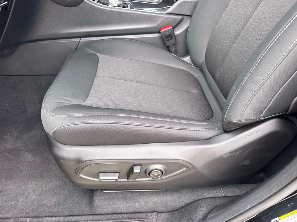 2025 Jeep Grand Cherokee GRAND CHEROKEE LAREDO 4X2