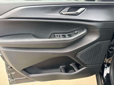 2025 Jeep Grand Cherokee GRAND CHEROKEE LAREDO 4X2