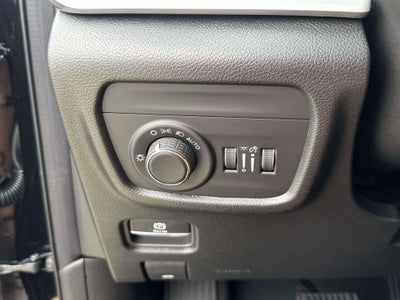 2025 Jeep Grand Cherokee GRAND CHEROKEE LAREDO 4X2