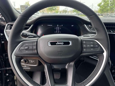 2025 Jeep Grand Cherokee GRAND CHEROKEE LAREDO 4X2