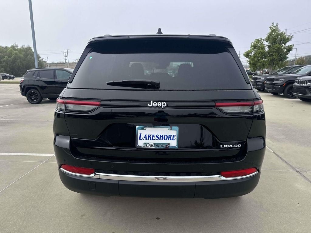 2025 Jeep Grand Cherokee GRAND CHEROKEE LAREDO 4X2