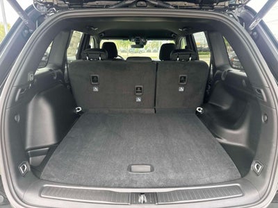 2025 Jeep Grand Cherokee GRAND CHEROKEE LAREDO 4X2