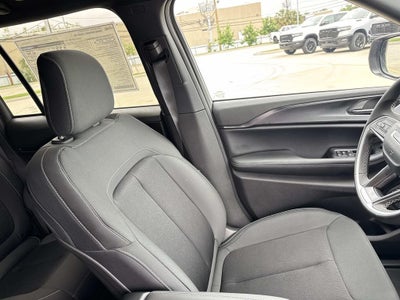 2026 Jeep Grand Cherokee GRAND CHEROKEE LAREDO 4X2