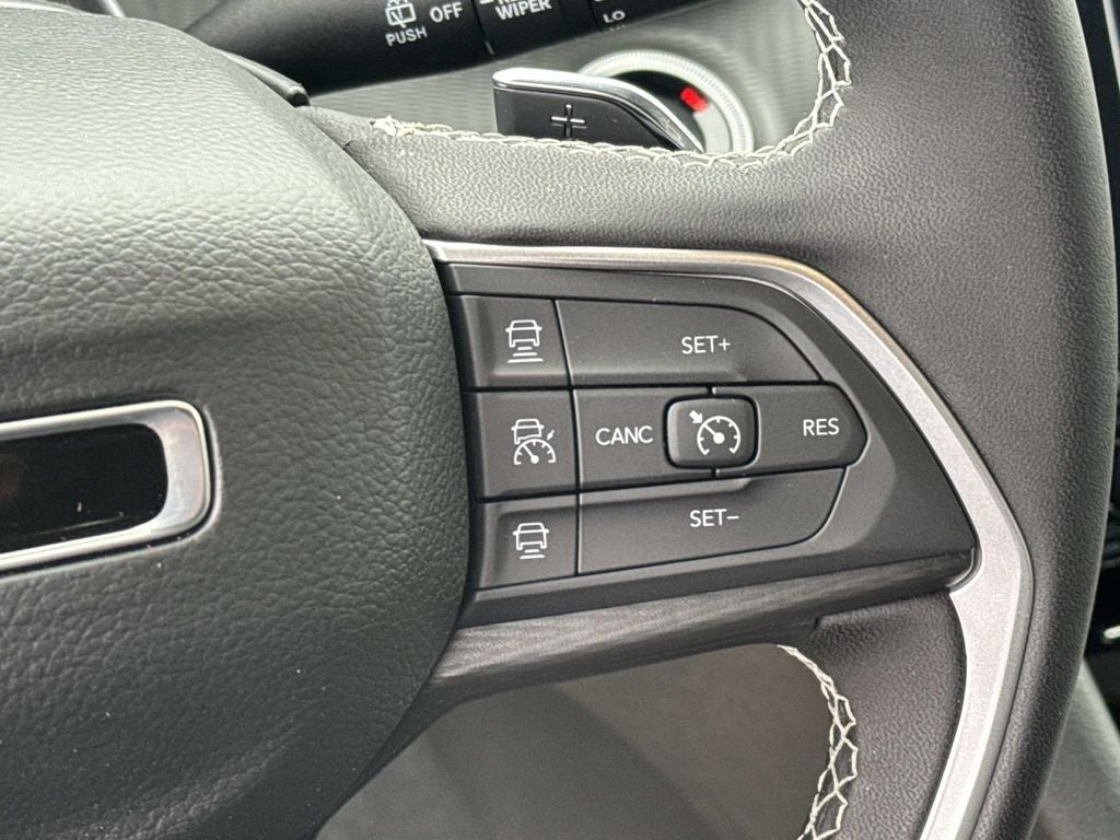 2026 Jeep Grand Cherokee GRAND CHEROKEE LAREDO 4X2