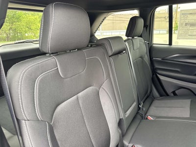 2026 Jeep Grand Cherokee GRAND CHEROKEE LAREDO 4X2