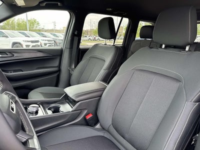 2026 Jeep Grand Cherokee GRAND CHEROKEE LAREDO 4X2