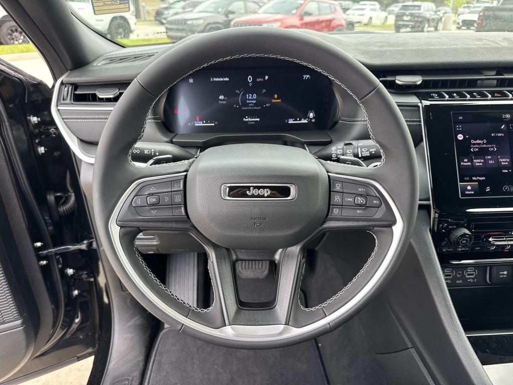 2026 Jeep Grand Cherokee GRAND CHEROKEE LAREDO 4X2