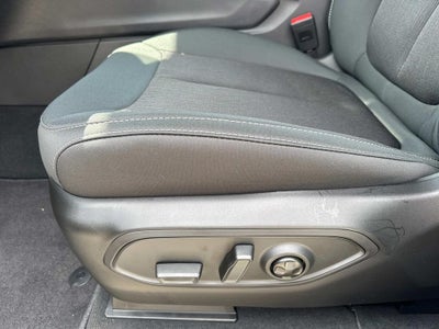 2025 Jeep Grand Cherokee GRAND CHEROKEE LAREDO 4X2