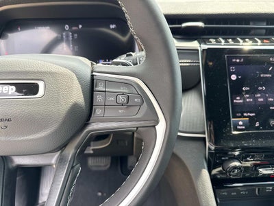 2025 Jeep Grand Cherokee GRAND CHEROKEE LAREDO 4X2