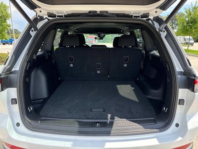 2025 Jeep Grand Cherokee GRAND CHEROKEE LAREDO 4X2