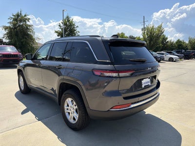 2024 Jeep Grand Cherokee Laredo