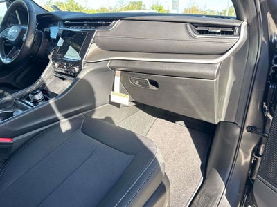 2025 Jeep Grand Cherokee GRAND CHEROKEE LAREDO 4X2