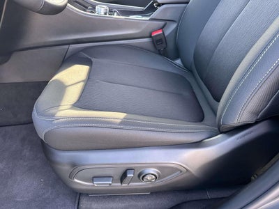 2025 Jeep Grand Cherokee GRAND CHEROKEE LAREDO 4X2