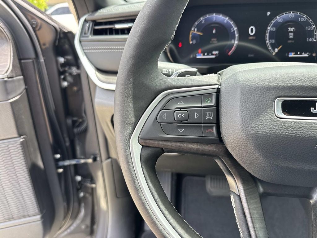 2026 Jeep Grand Cherokee GRAND CHEROKEE LAREDO ALTITUDE 4X2