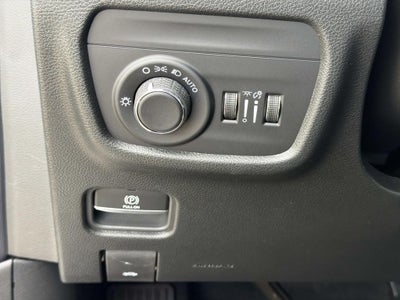2026 Jeep Grand Cherokee GRAND CHEROKEE LAREDO ALTITUDE 4X2