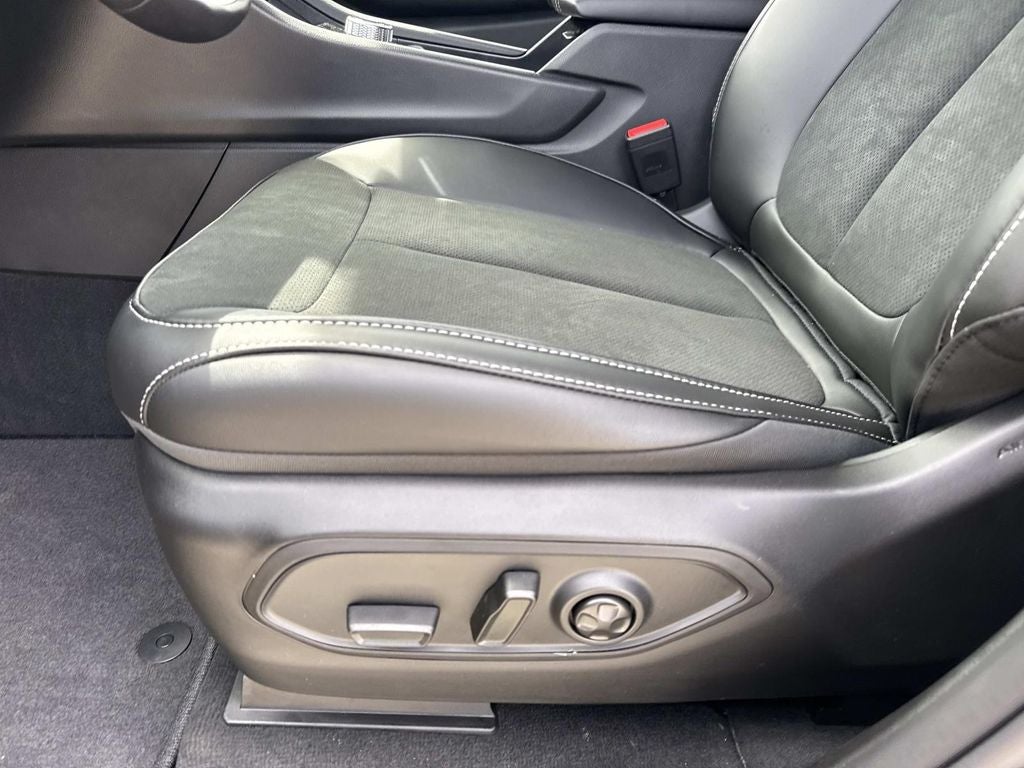 2026 Jeep Grand Cherokee GRAND CHEROKEE LAREDO ALTITUDE 4X2