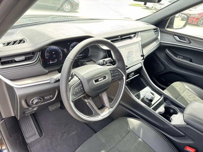 2026 Jeep Grand Cherokee GRAND CHEROKEE LAREDO ALTITUDE 4X2