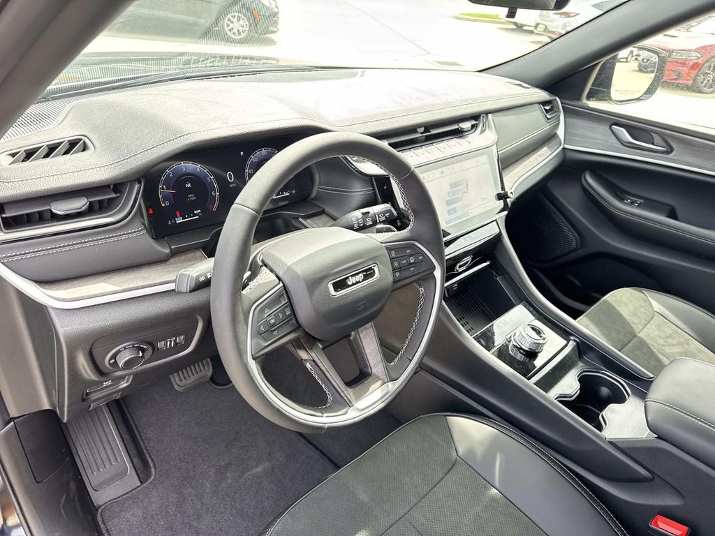 2026 Jeep Grand Cherokee GRAND CHEROKEE LAREDO ALTITUDE 4X2