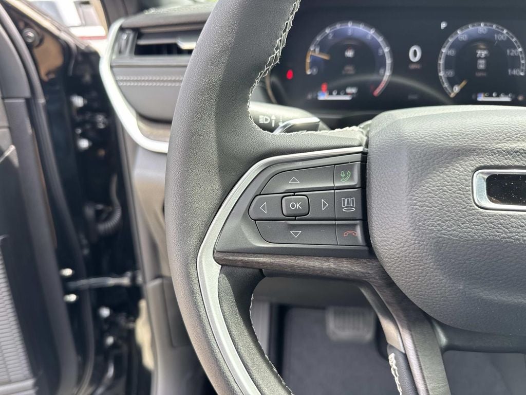 2026 Jeep Grand Cherokee GRAND CHEROKEE LAREDO ALTITUDE 4X2