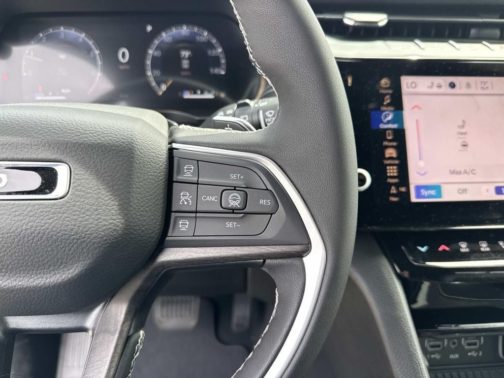 2026 Jeep Grand Cherokee GRAND CHEROKEE LAREDO ALTITUDE 4X2