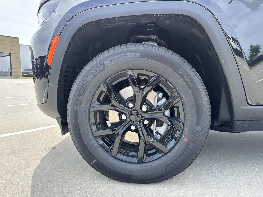 2026 Jeep Grand Cherokee GRAND CHEROKEE LAREDO ALTITUDE 4X2