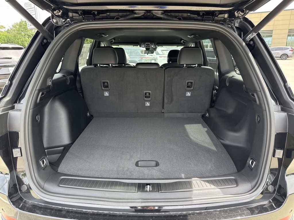 2026 Jeep Grand Cherokee GRAND CHEROKEE LAREDO ALTITUDE 4X2