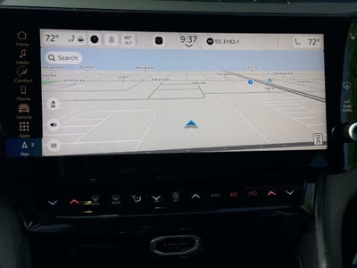 2027 Jeep Grand Cherokee Laredo Altitude