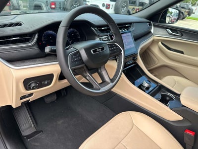 2025 Jeep Grand Cherokee GRAND CHEROKEE LIMITED 4X2