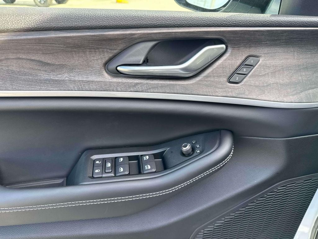 2025 Jeep Grand Cherokee GRAND CHEROKEE LIMITED 4X2