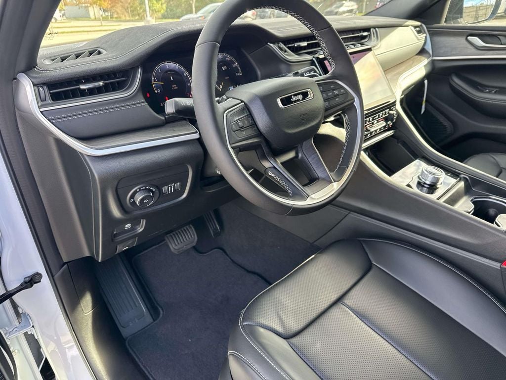 2025 Jeep Grand Cherokee GRAND CHEROKEE LIMITED 4X2