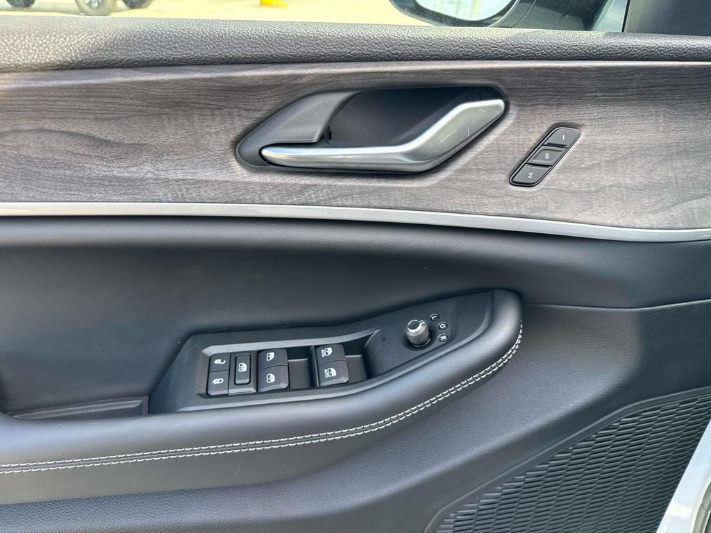 2025 Jeep Grand Cherokee GRAND CHEROKEE LIMITED 4X2